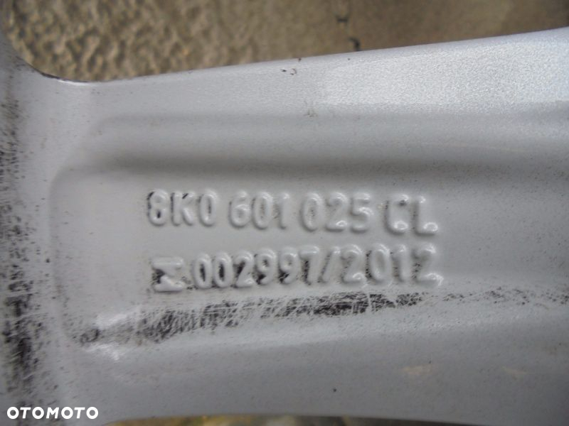 AUDI A4 B8 8K0 7.5Jx16H2 ET45 - felga oryginał - 2