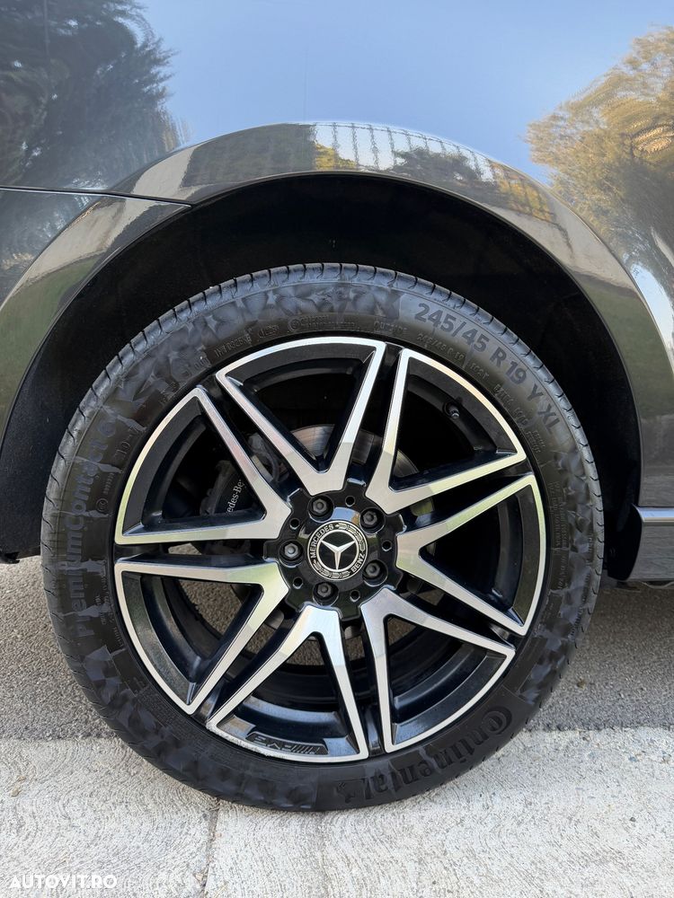Mercedes-Benz V - 22