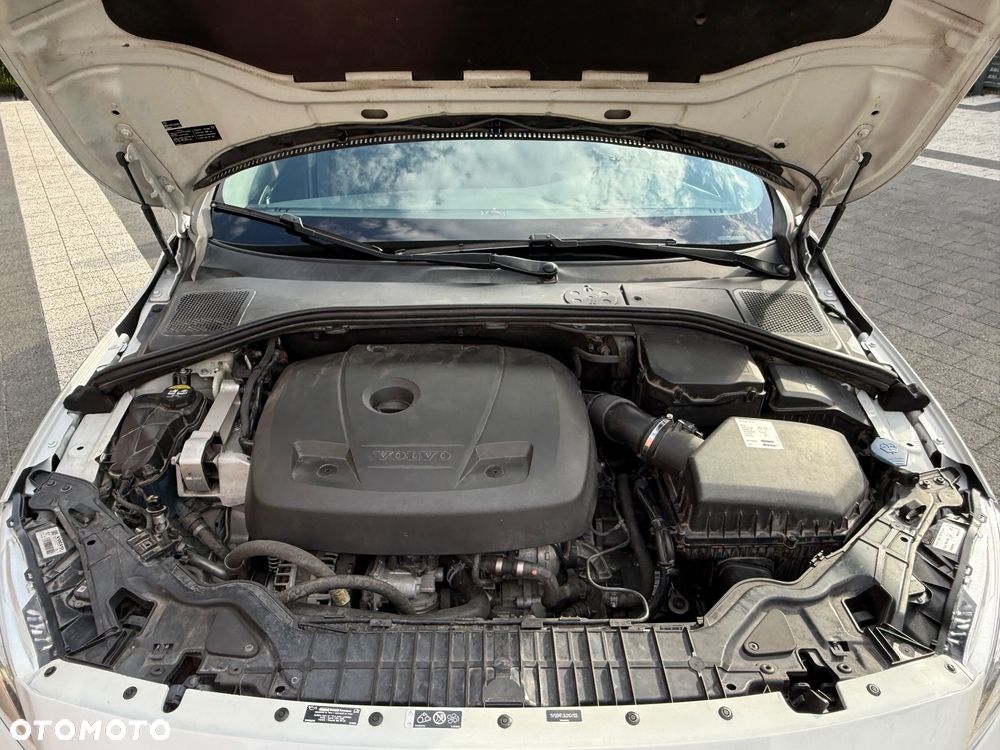 Volvo S60 T5 Drive-E R-Design Summum - 17