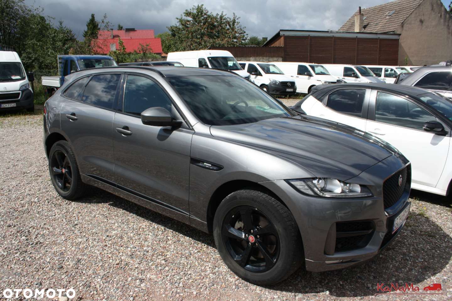 Jaguar F-Pace - 1