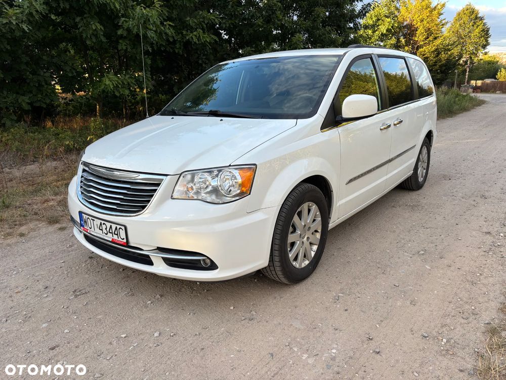 Chrysler Town & Country 3.6 Limited - 1