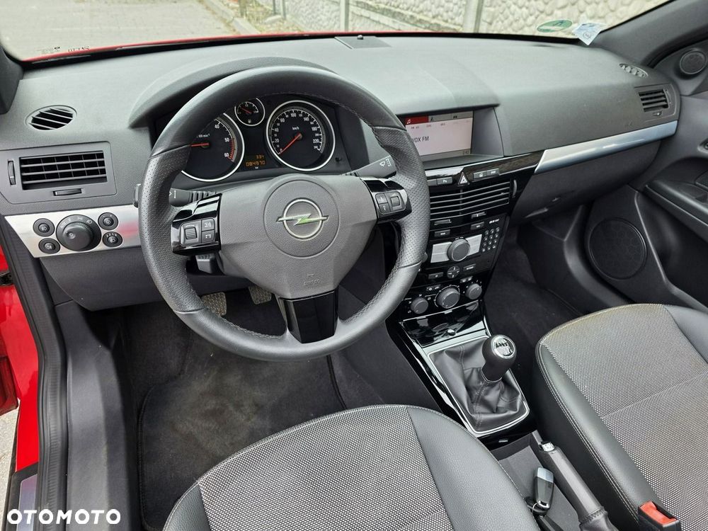 Opel Astra 1.9 CDTI Cosmo - 15