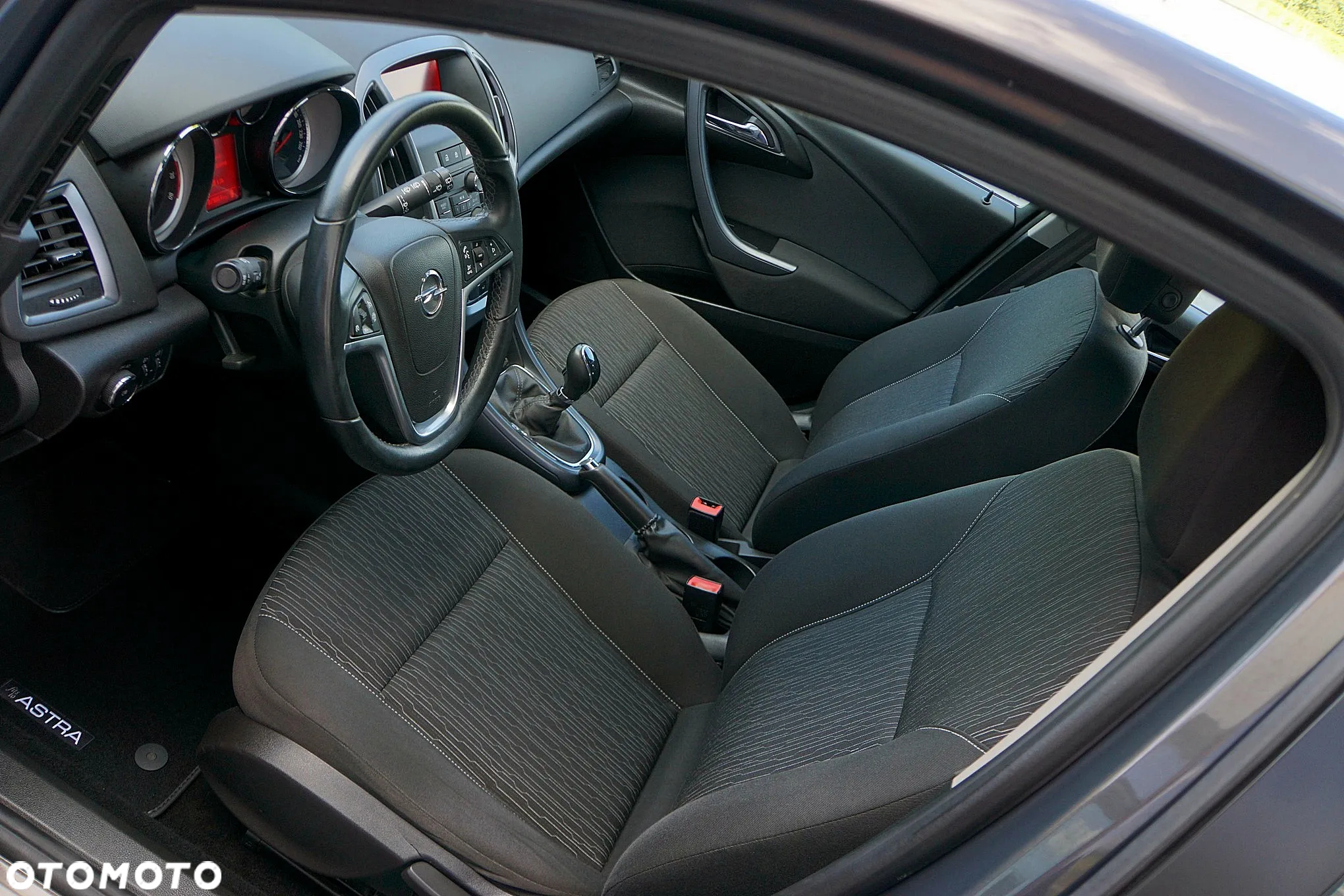Opel Astra 1.4 Turbo Active - 25