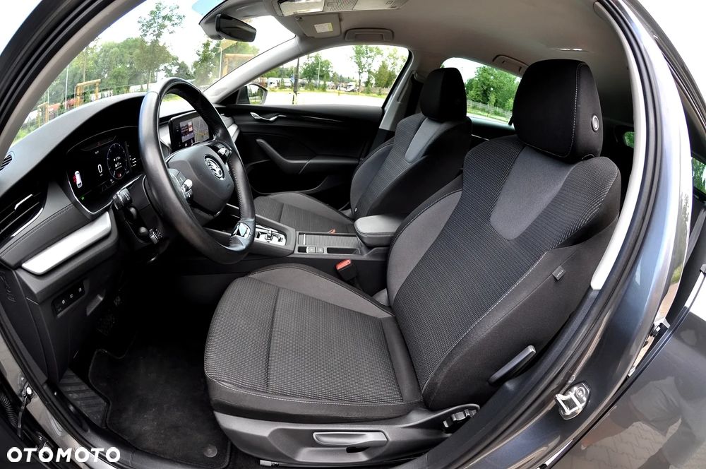 Skoda Octavia 2.0 TDI Ambition DSG - 17