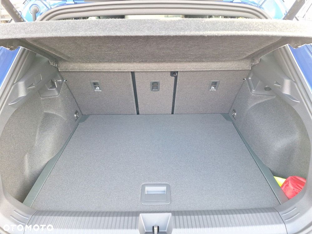 Volkswagen T-Roc - 17