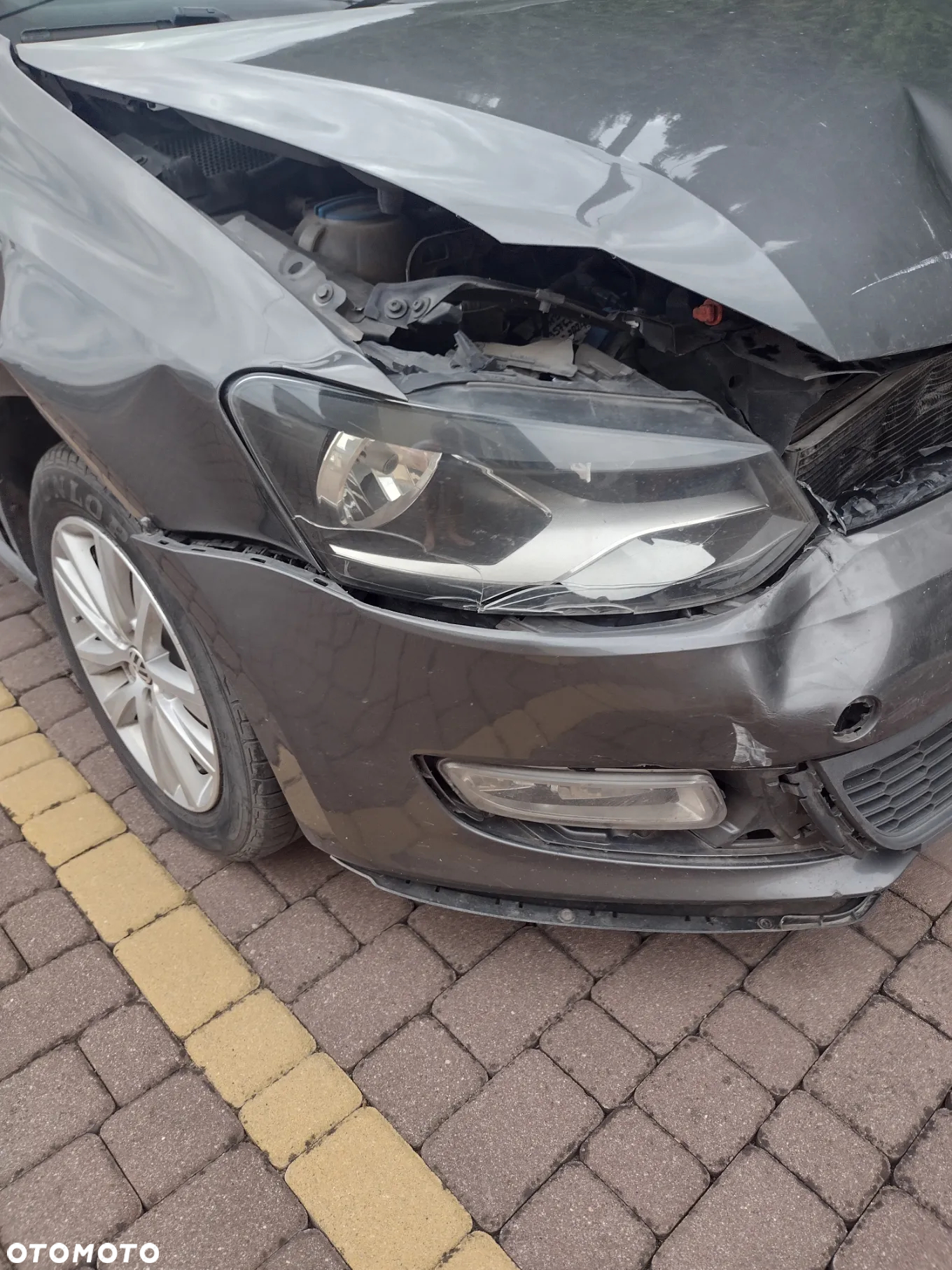 Volkswagen Polo 1.6 TDI DPF BlueMot Highline - 3