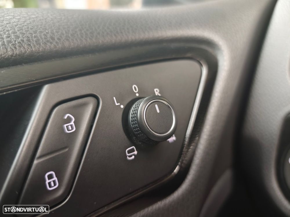 VW Golf 1.4 GTE Plug-In-Hybrid DSG - 12