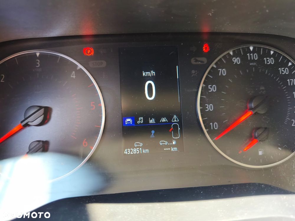 Renault trafic - 12