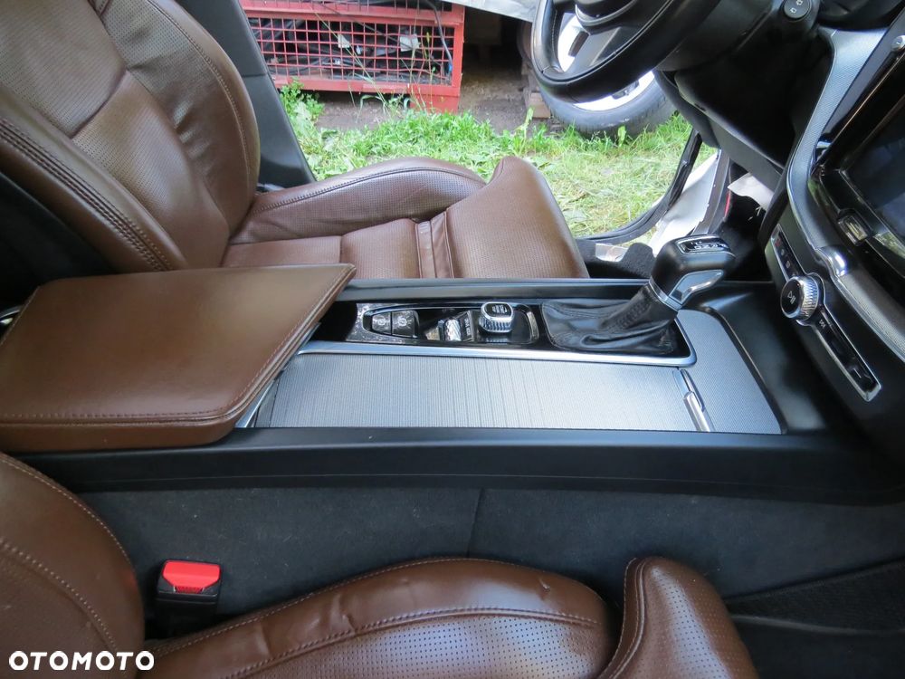 VOLVO XC60 II LAKIER 707-46 2.0 D5 D4204T14 NA CZĘŚCI - 16