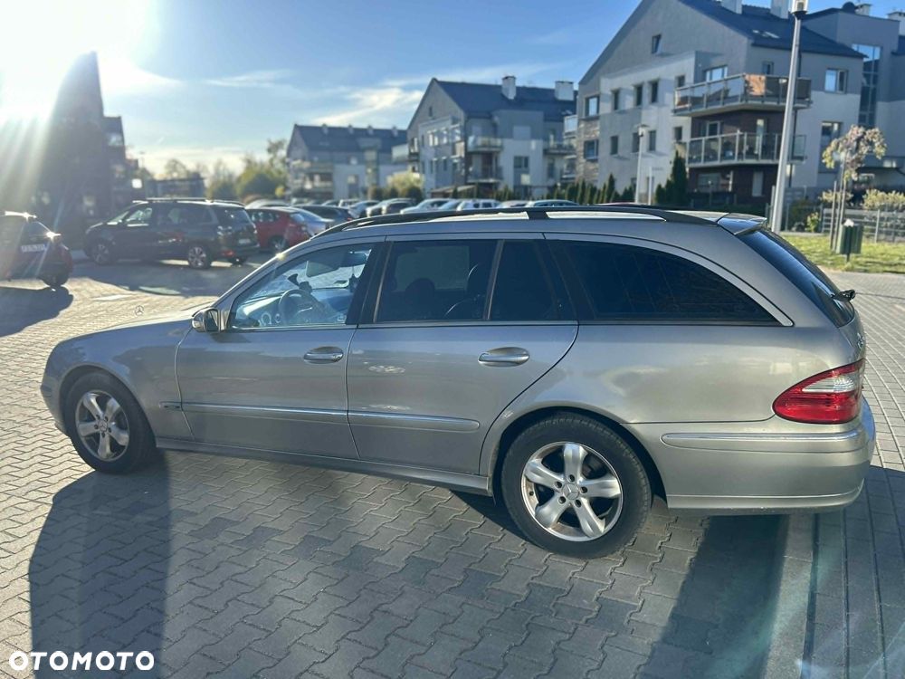 Mercedes-Benz Klasa E 320 CDI T Avantgarde - 2