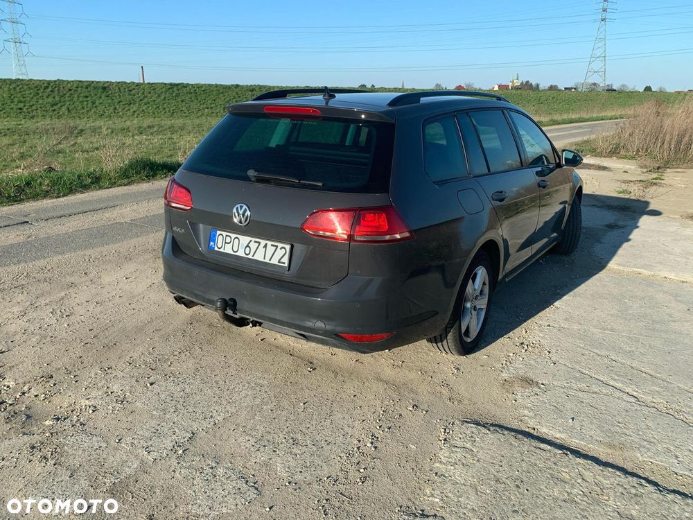 Volkswagen Golf - 5