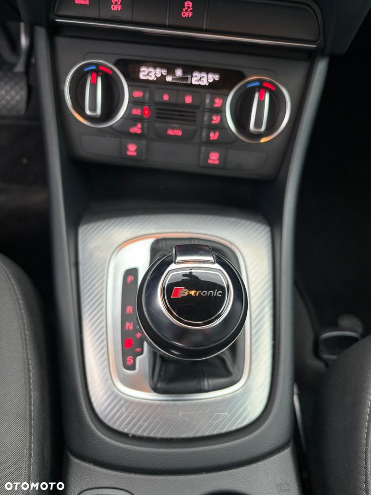 Audi Q3 2.0 TDI S tronic - 8