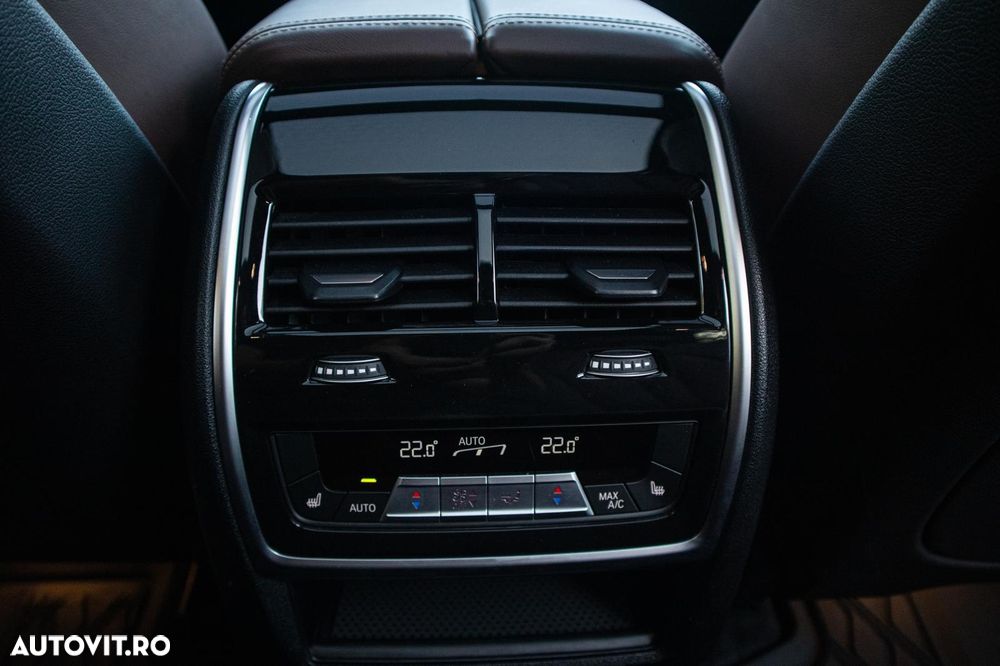 BMW X5 xDrive40i - 23