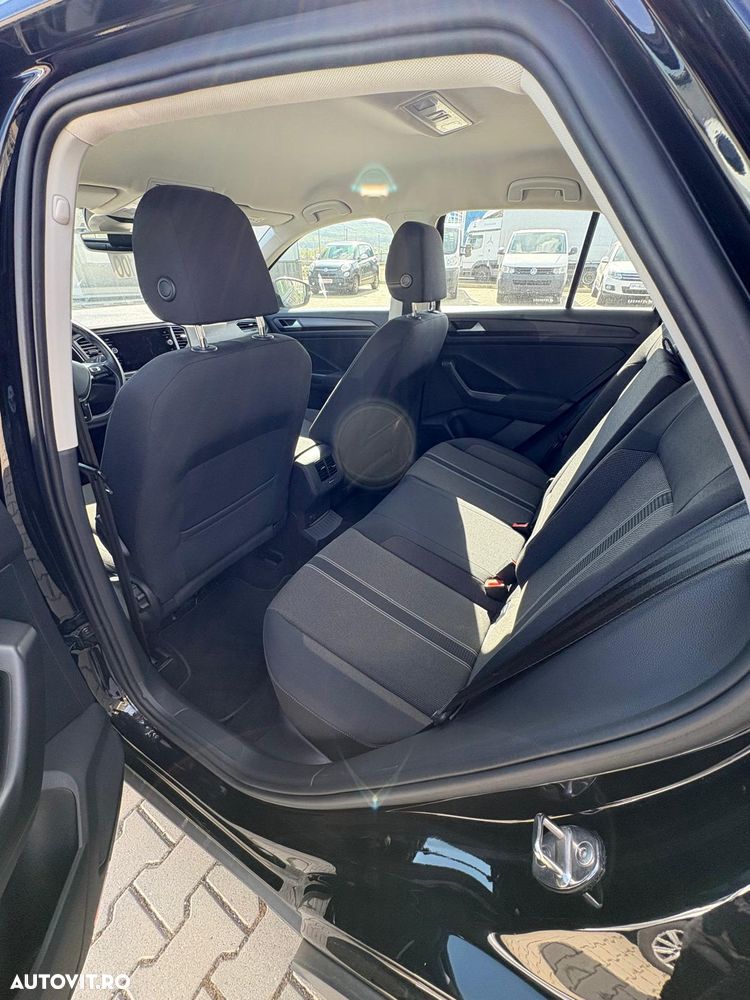 Volkswagen T-Roc 2.0 TDI 4Mot DSG Sport - 9
