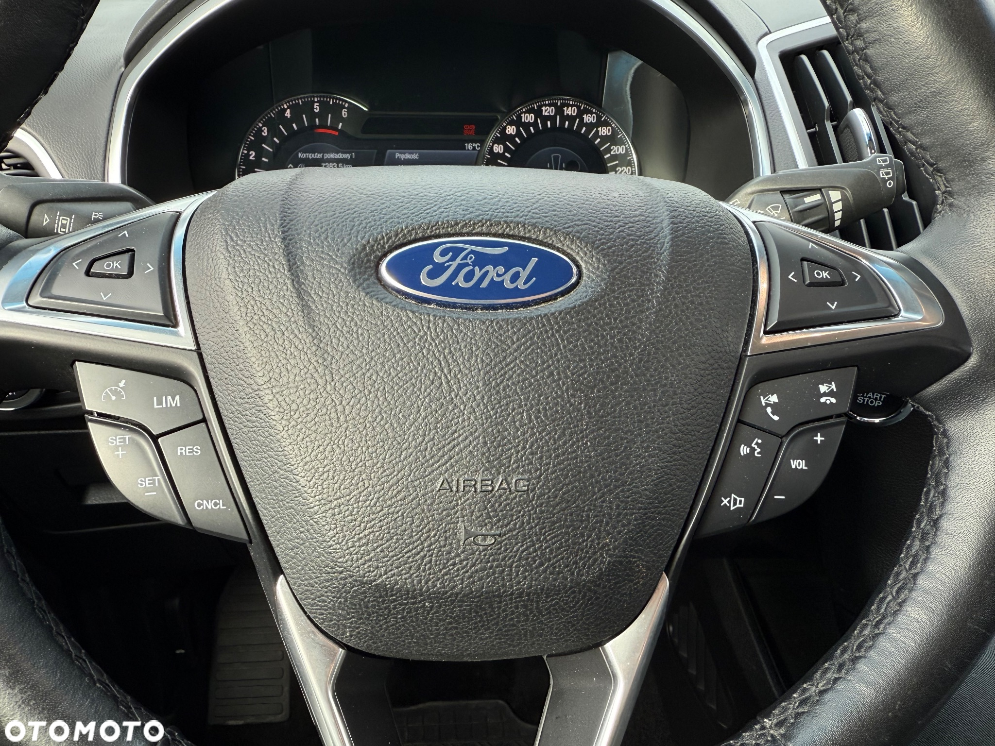 Ford Edge - 19
