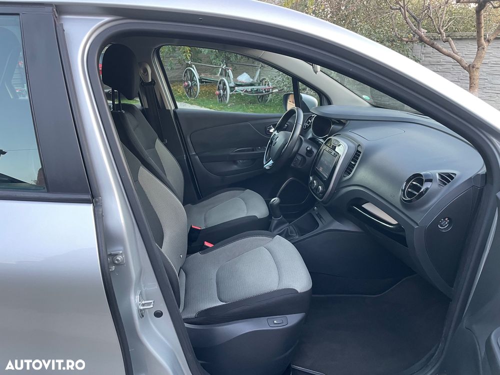Renault Captur - 16