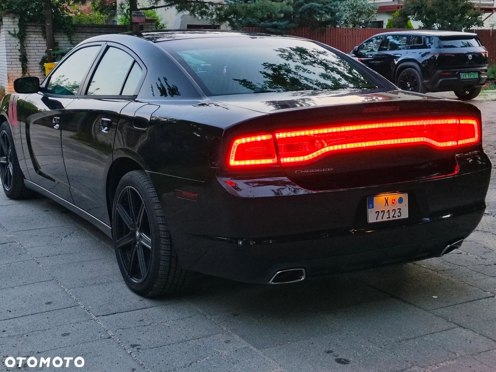Dodge Charger - 13