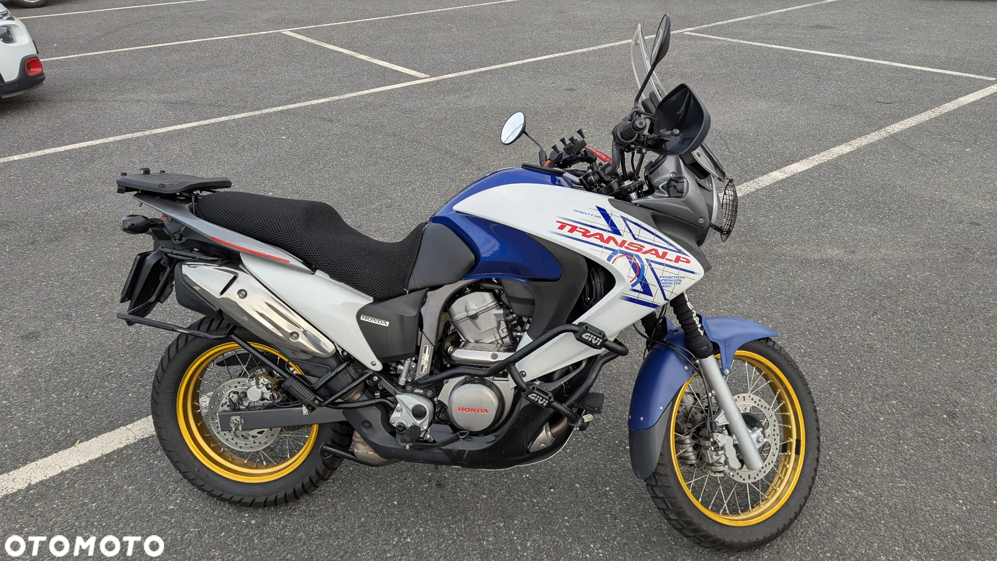 Honda Transalp - 9