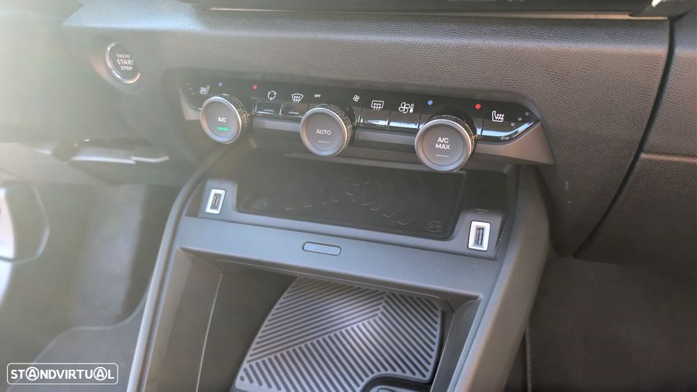 Citroën C4 1.2 PureTech Shine Pack EAT8 - 28