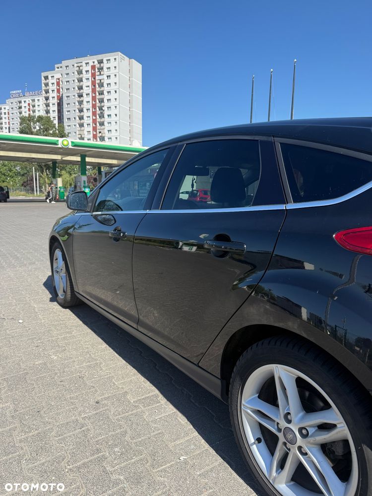 Ford Focus 1.0 EcoBoost Titanium - 10