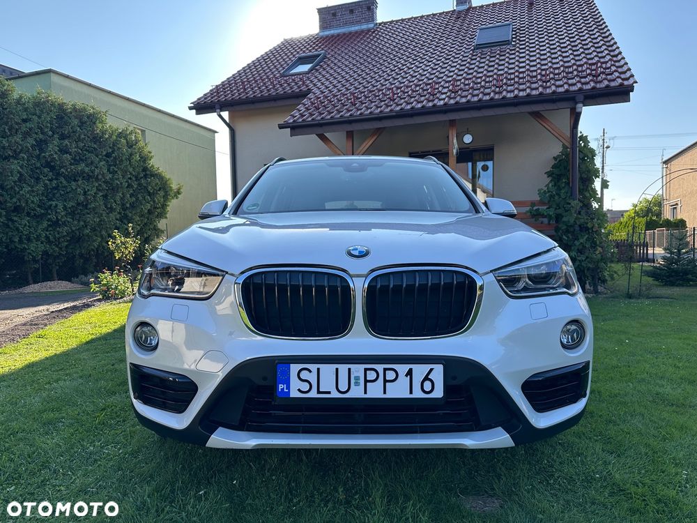 BMW X1 sDrive18i Sport Line - 3