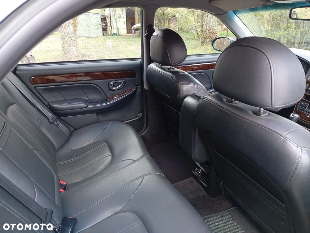 Hyundai Grandeur - 8