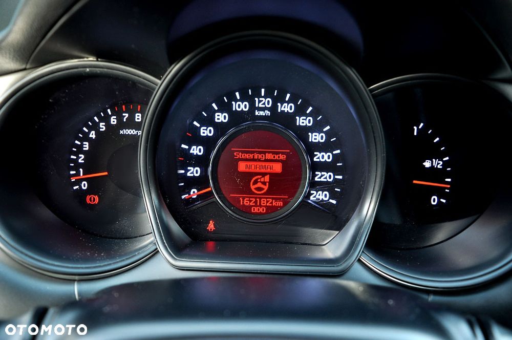 Kia Ceed 1.4 CVVT Dream Team Edition - 17