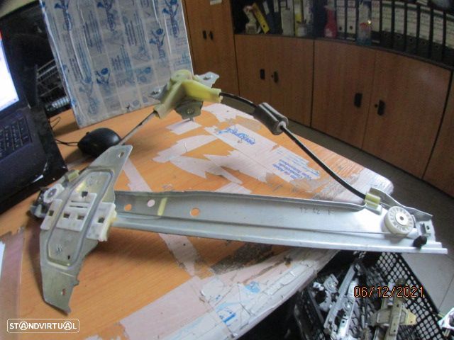 Elevador Manual 9683129080 CITROEN C3 2014 1.4HDI 70CV 5P BRANCA TE - 3