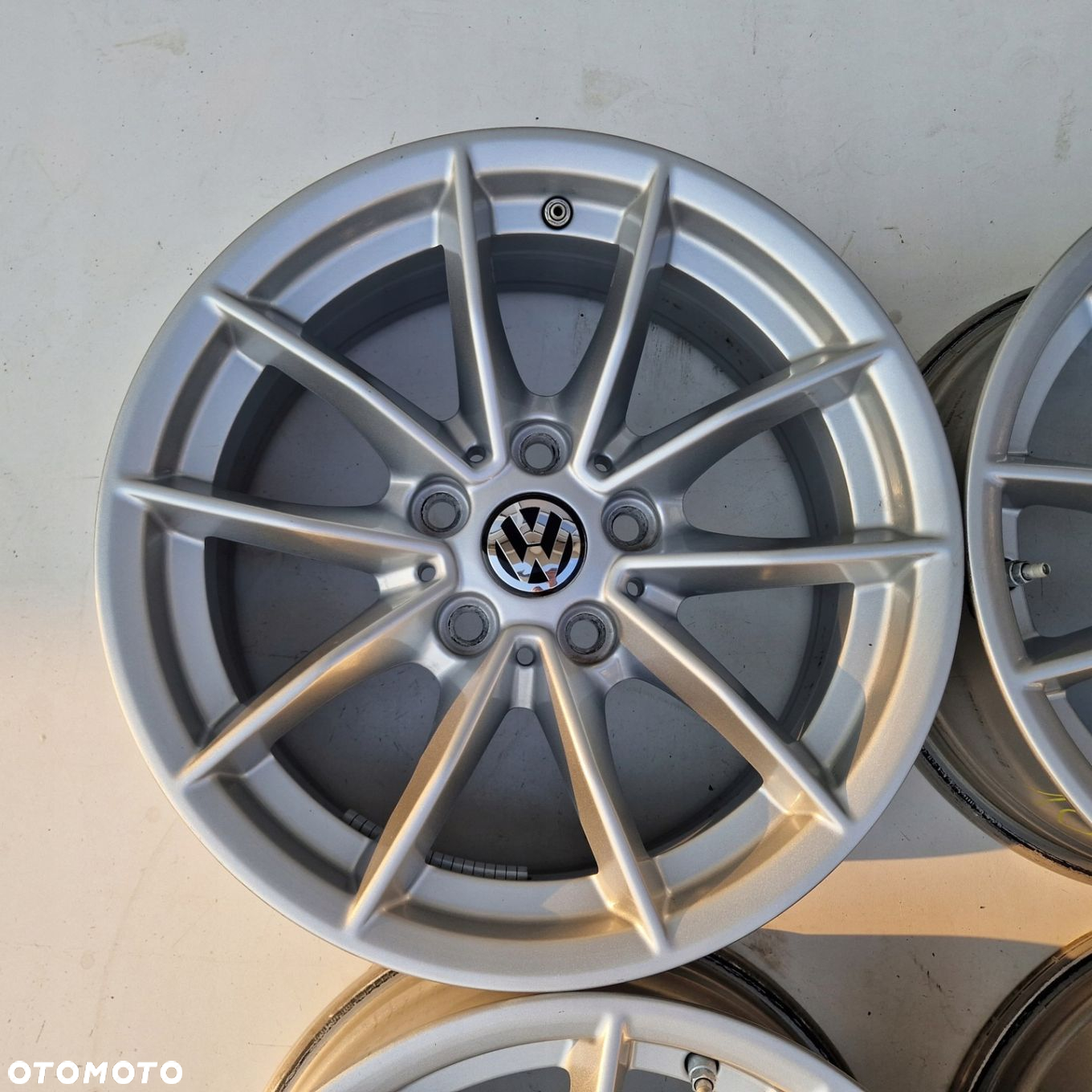 VW PASSAT B8 B7 SHARAN TIGUAN 16 ET22 5x112 - 5