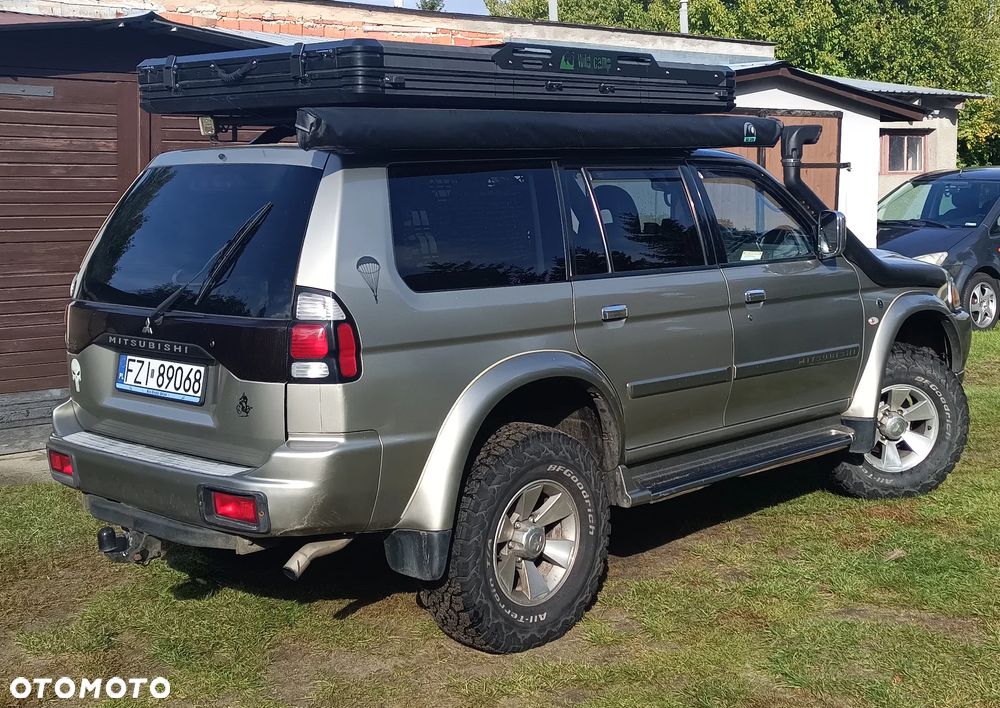 Mitsubishi Pajero - 8