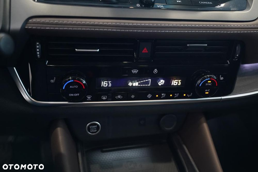 Nissan Qashqai 1.3 DIG-T mHEV N-Connecta Xtronic - 18