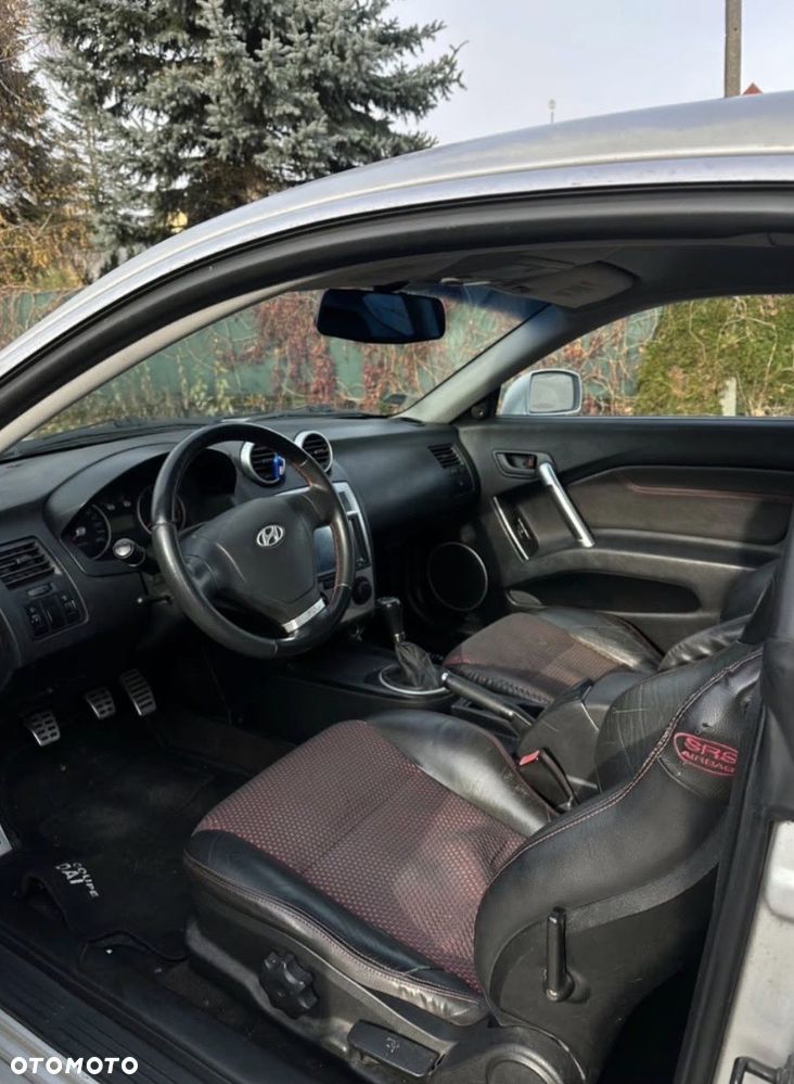 Hyundai Coupe - 11