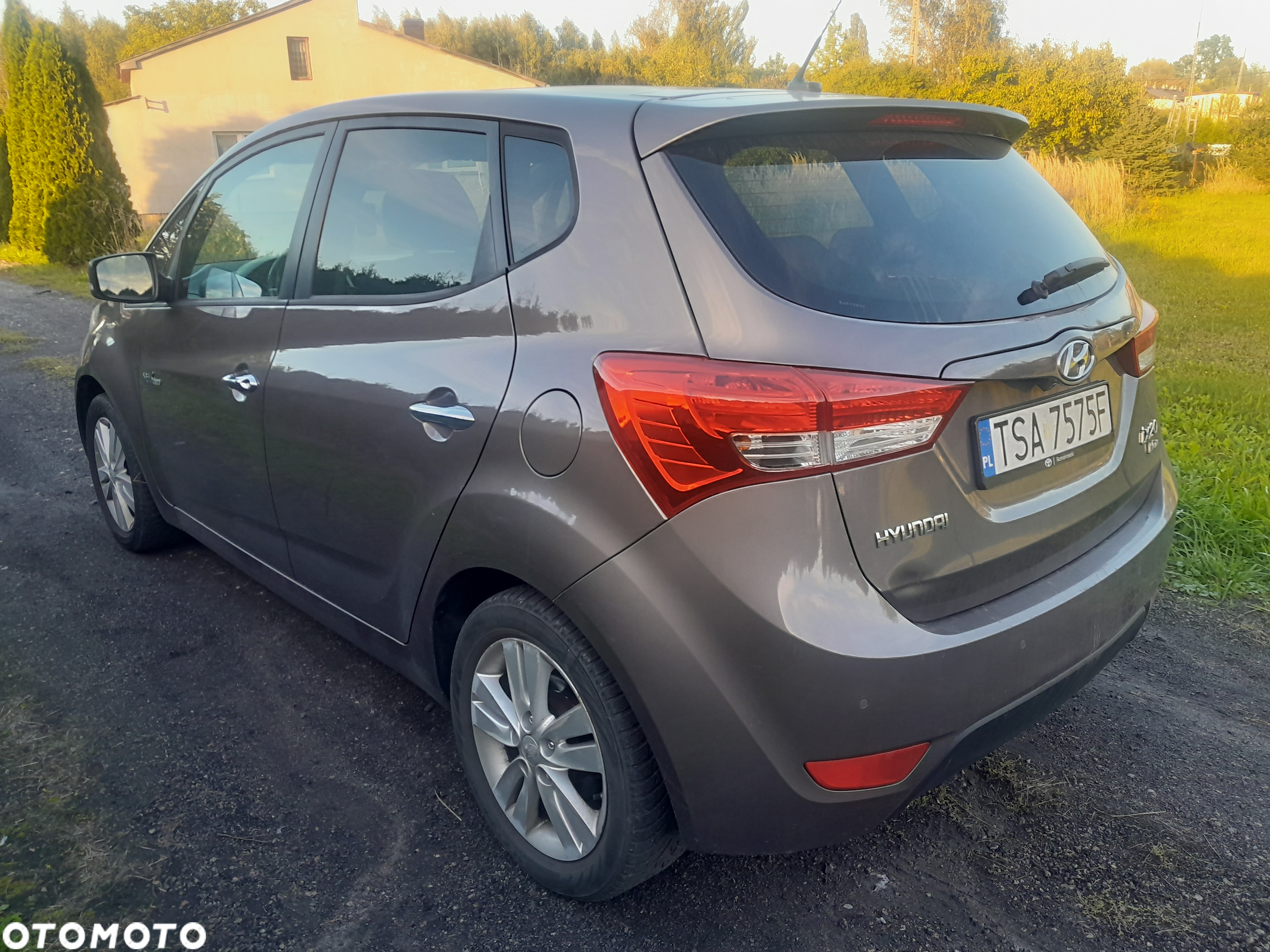 Hyundai ix20 1.4 CRDi Premium blue - 2