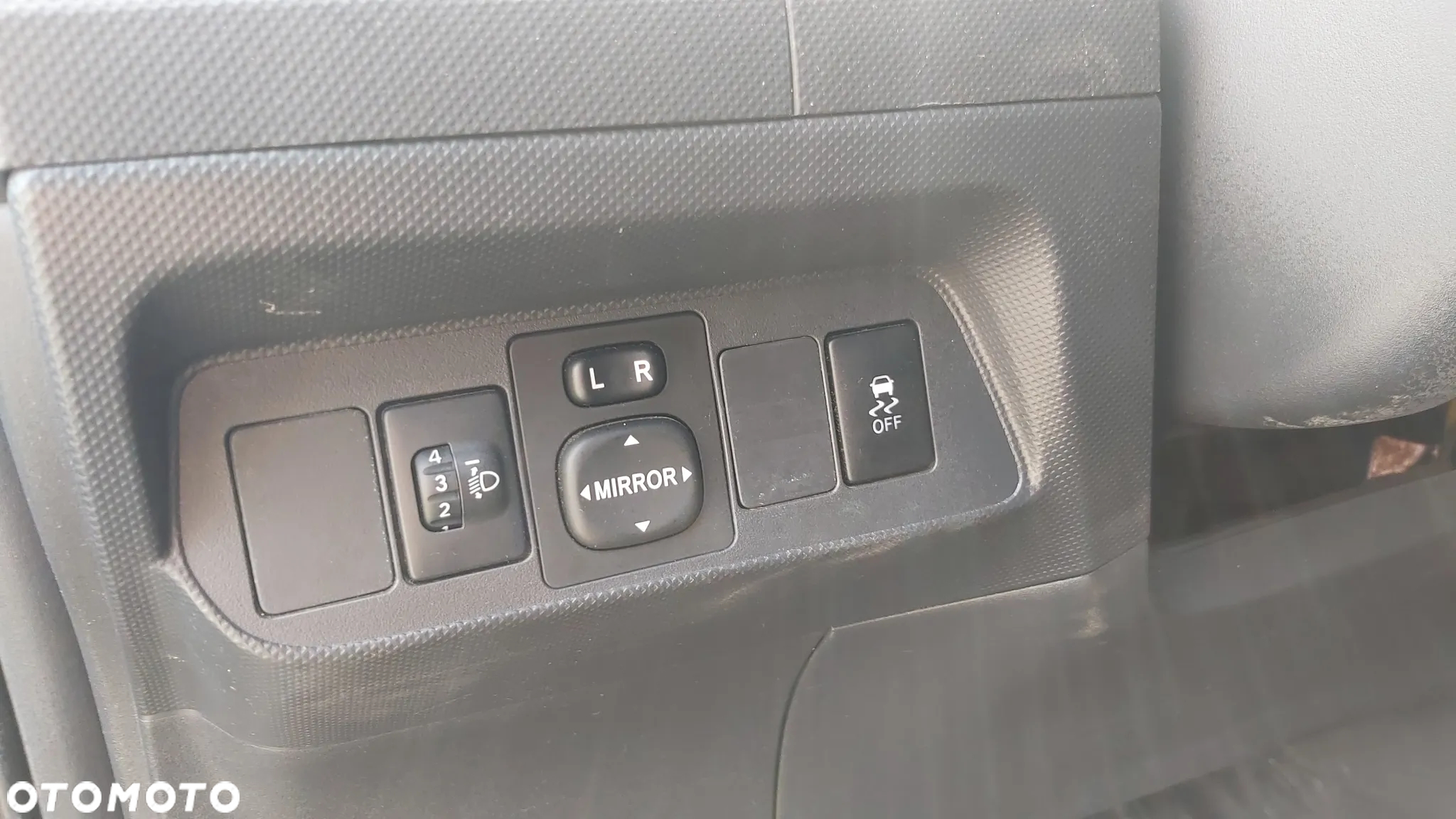 Toyota Auris 2.0 D-4D Executive - 18