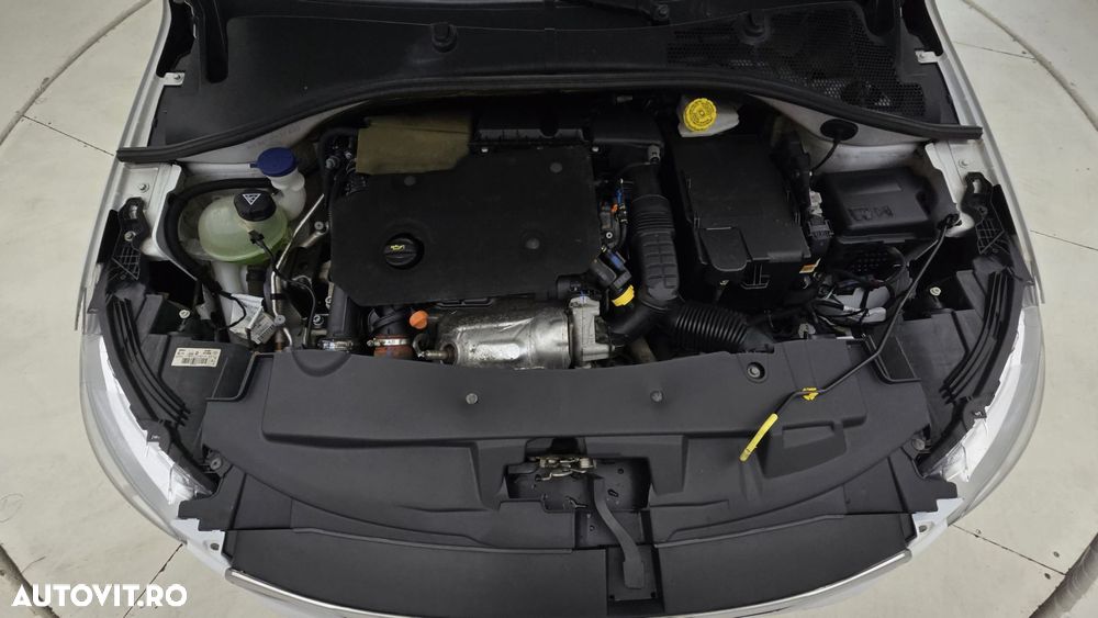 Peugeot 301 1.5 BlueHDI FAP Active - 24