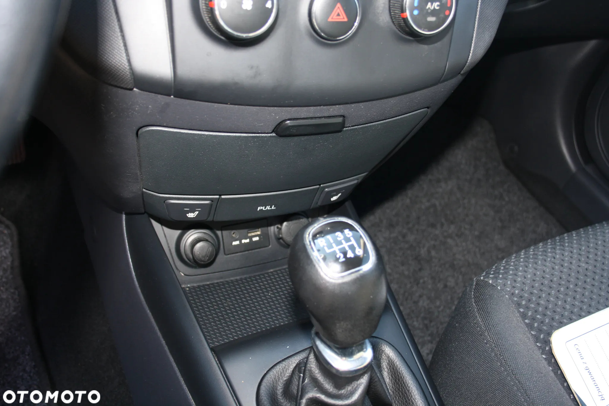 Hyundai i30 i30cw 1.6 CRDi UEFA EURO 2012 Edition - 10