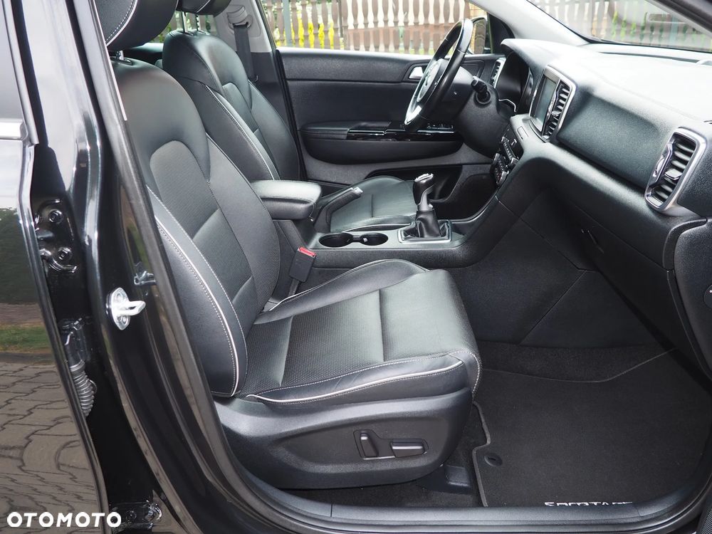 Kia Sportage 1.6 GDI L Business Line Plus 2WD - 29