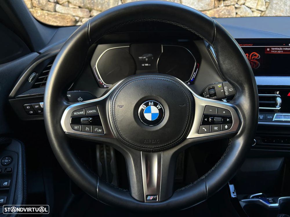 BMW 116 d Pack Desportivo M Auto - 12