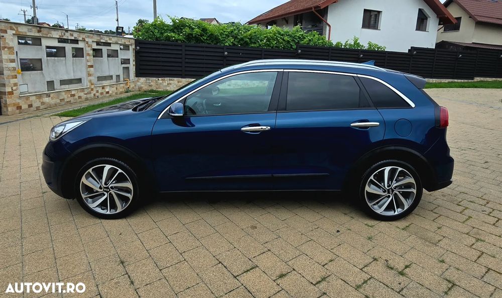 Kia Niro 1.6 GDI 2WD Aut. Vision - 9