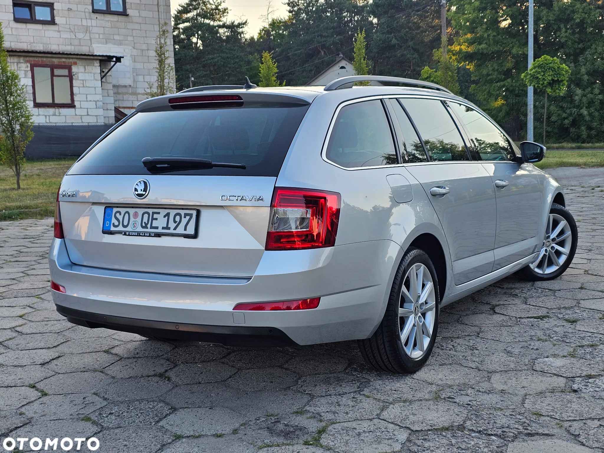 Skoda Octavia 2.0 TDI Elegance - 3