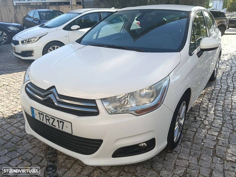 Citroën C4 e-HDi 110 Exclusive - 19
