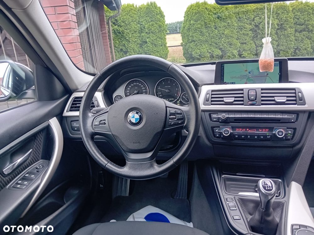 BMW Seria 3 - 20
