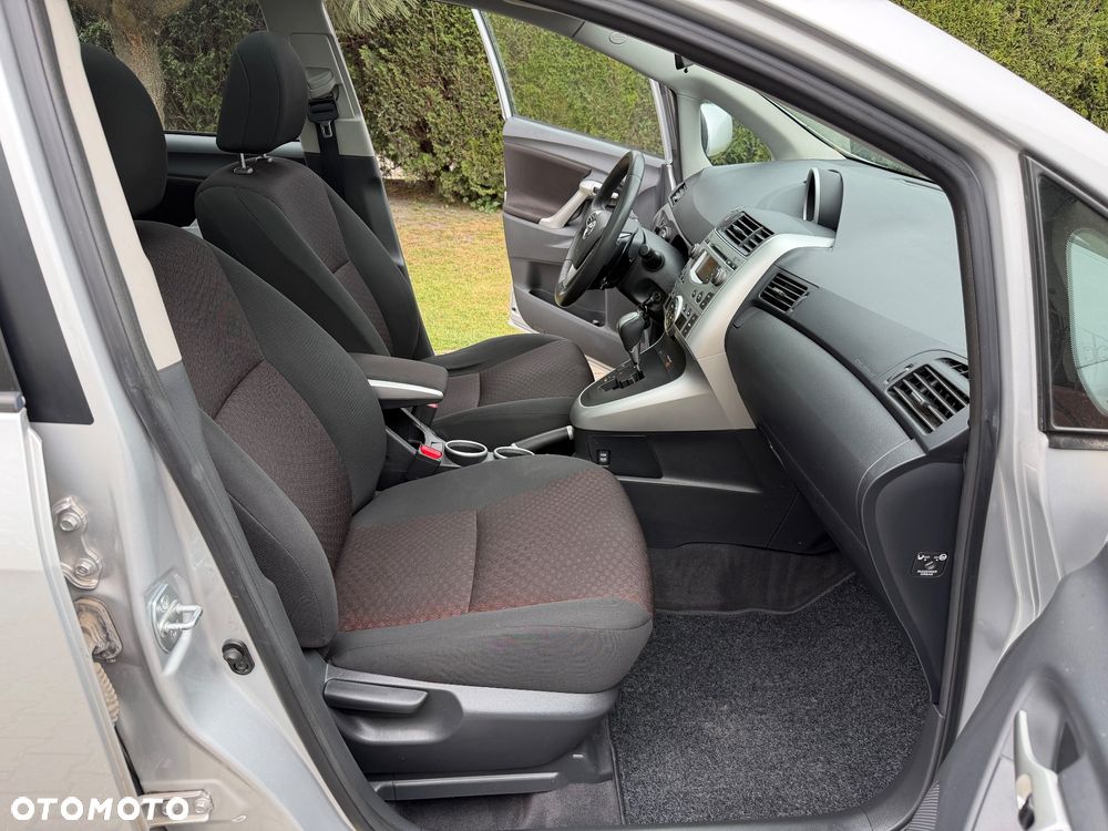 Toyota Verso 1.8 Multidrive Edition - 30