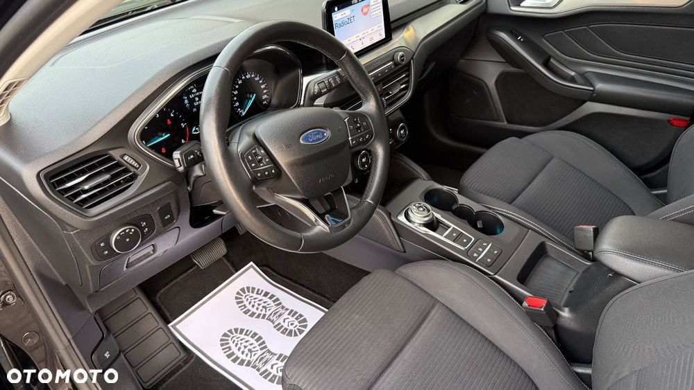 Ford Focus - 17