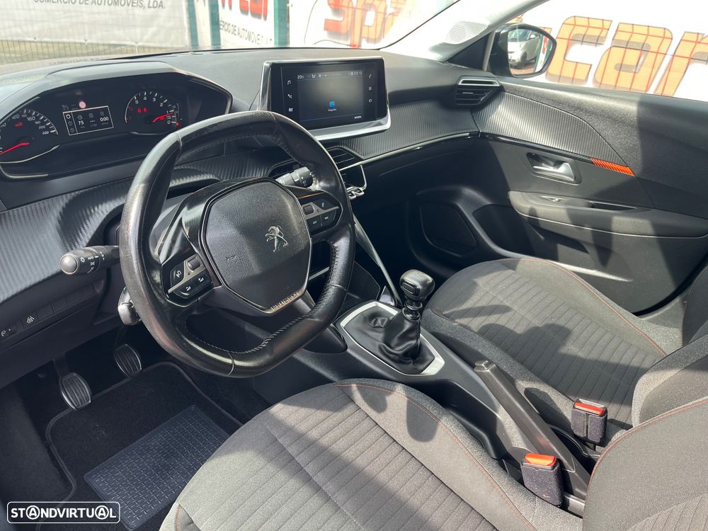 Peugeot 208 1.2 PureTech Active - 8