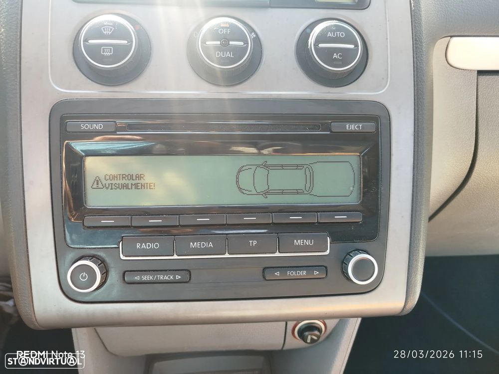 VW Touran 2.0 TDI Highline 7L - 18