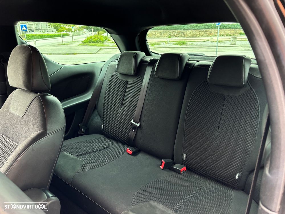 Citroën DS3 1.6 BlueHDi Sport Chic - 8
