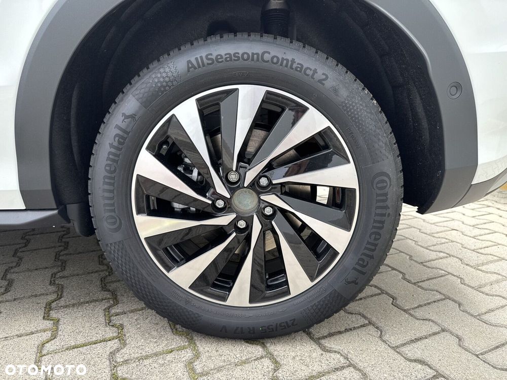 Volkswagen T-Roc 1.5 eTSI Life DSG - 19