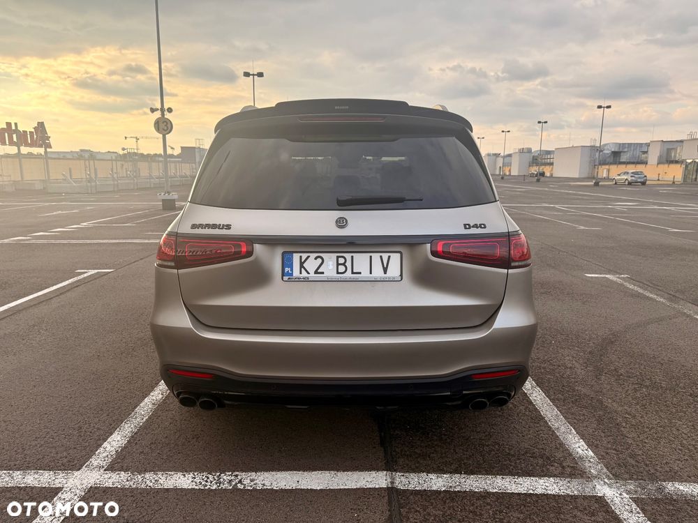 Mercedes-Benz GLS - 9
