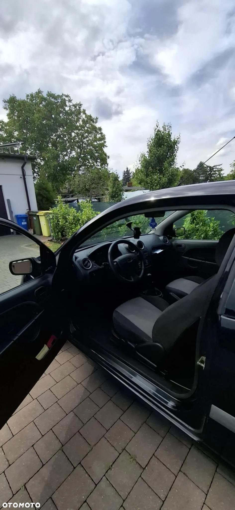 Ford Fiesta 1.3 Ambiente - 3